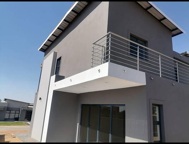4 BEDROOM HOUSE FOR SALE IN BENDOR
